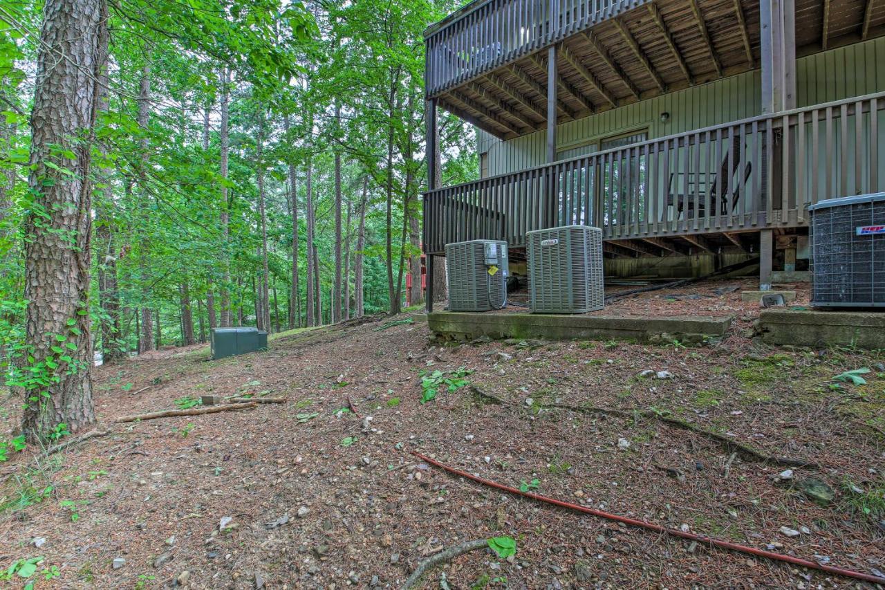 Hot Springs Village Retreat With Deck 3 Mi To Golf! Eksteriør billede